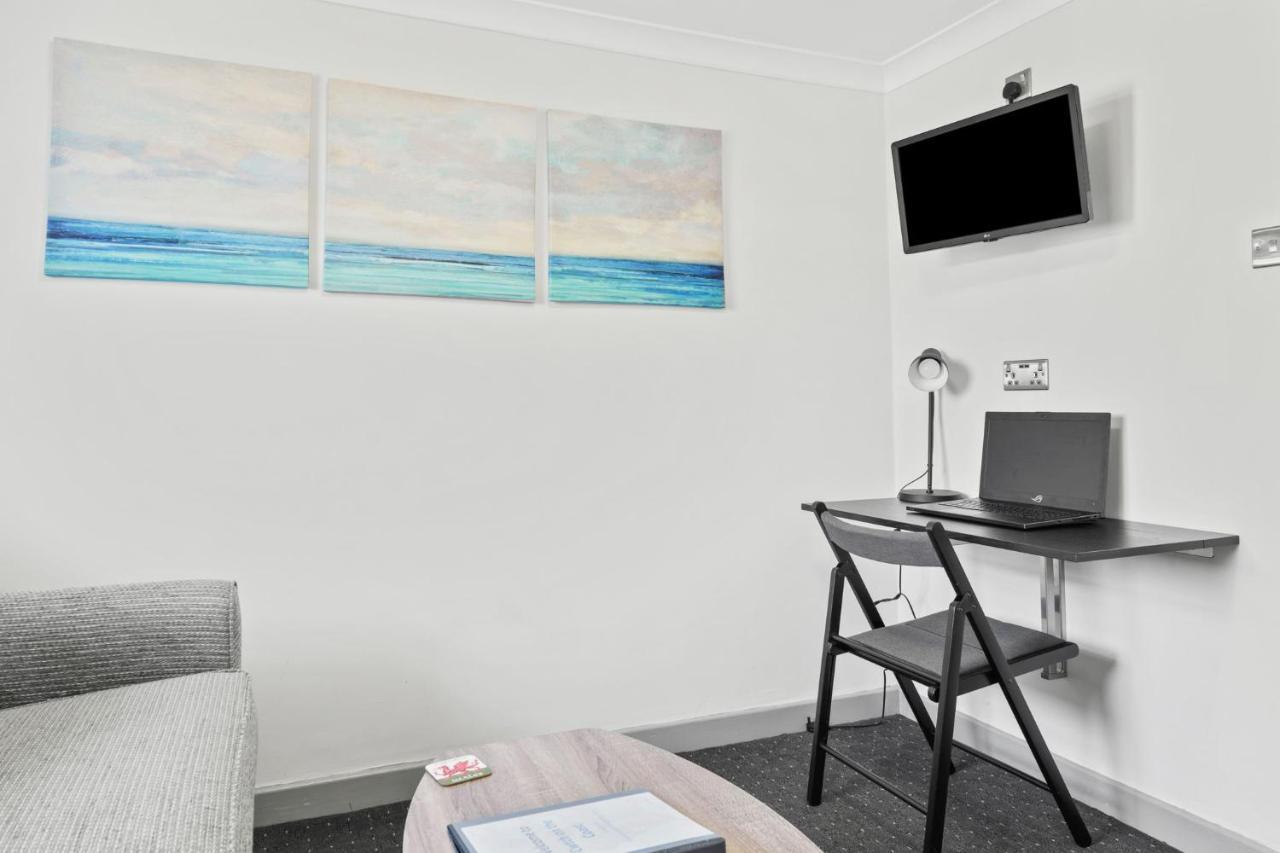 Cwtch On The Coast Apartment Swansea Exterior photo